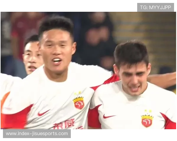 大连英博宣布李昂、罗竞加盟，后防线得到补强